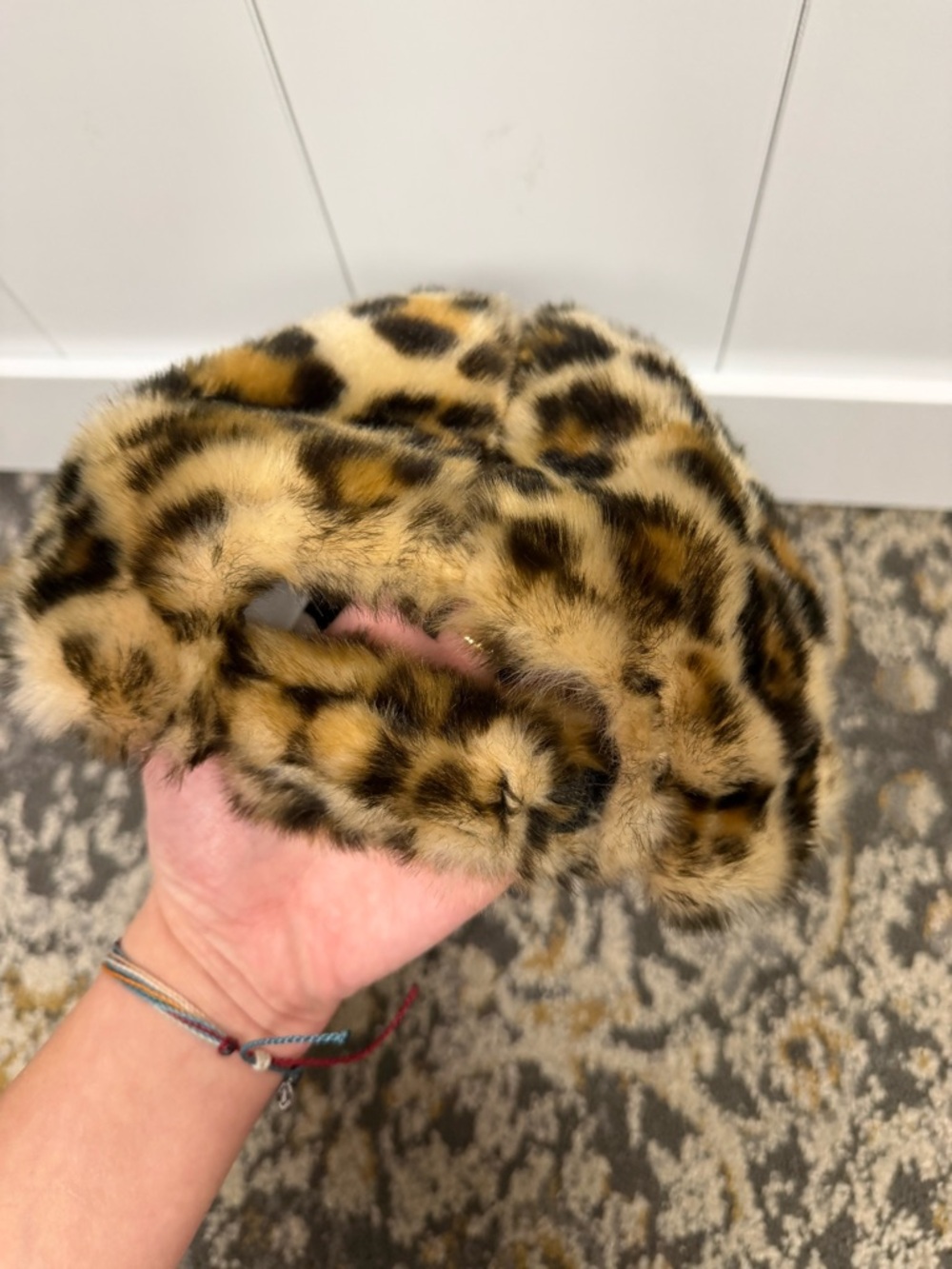 R 13 Cheetah Hat - Picture 3 of 4